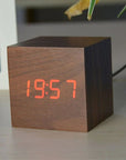 CubeCraft | Stylish Compact Digital Desk Clock for Modern Interiors 0