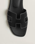 Flat Leather Sandals Featuring Cut-Out Design 6