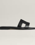 Flat Leather Sandals Featuring Cut-Out Design 8