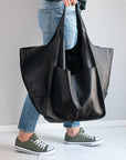 LuxuraLeather | Elegant Versatile Oversized Weekender Handbag 10