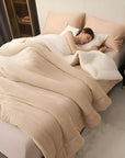 Luxurious Fleece Blanket, Plush and Fluffy, Machine Washable, Cozy Throw for Beds and Living Rooms 1