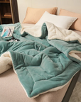 Luxurious Fleece Blanket, Plush and Fluffy, Machine Washable, Cozy Throw for Beds and Living Rooms 8