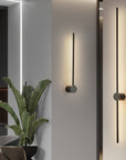 Rayvia | TImeless Linear Wall Lamp with its Sleek Lines 4