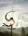 Metall Feen Gartenskulptur – Wetterfeste Außenkunst für magische Gartendekoration