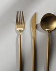 TitaniumElegance | Stylish Minimalist 20-Piece Cutlery Set 5