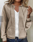 Women's Plaid Jacket – Tailored Fit, Lightweight Fabric for All Seasons, Perfect for Casual and Business Wear 2