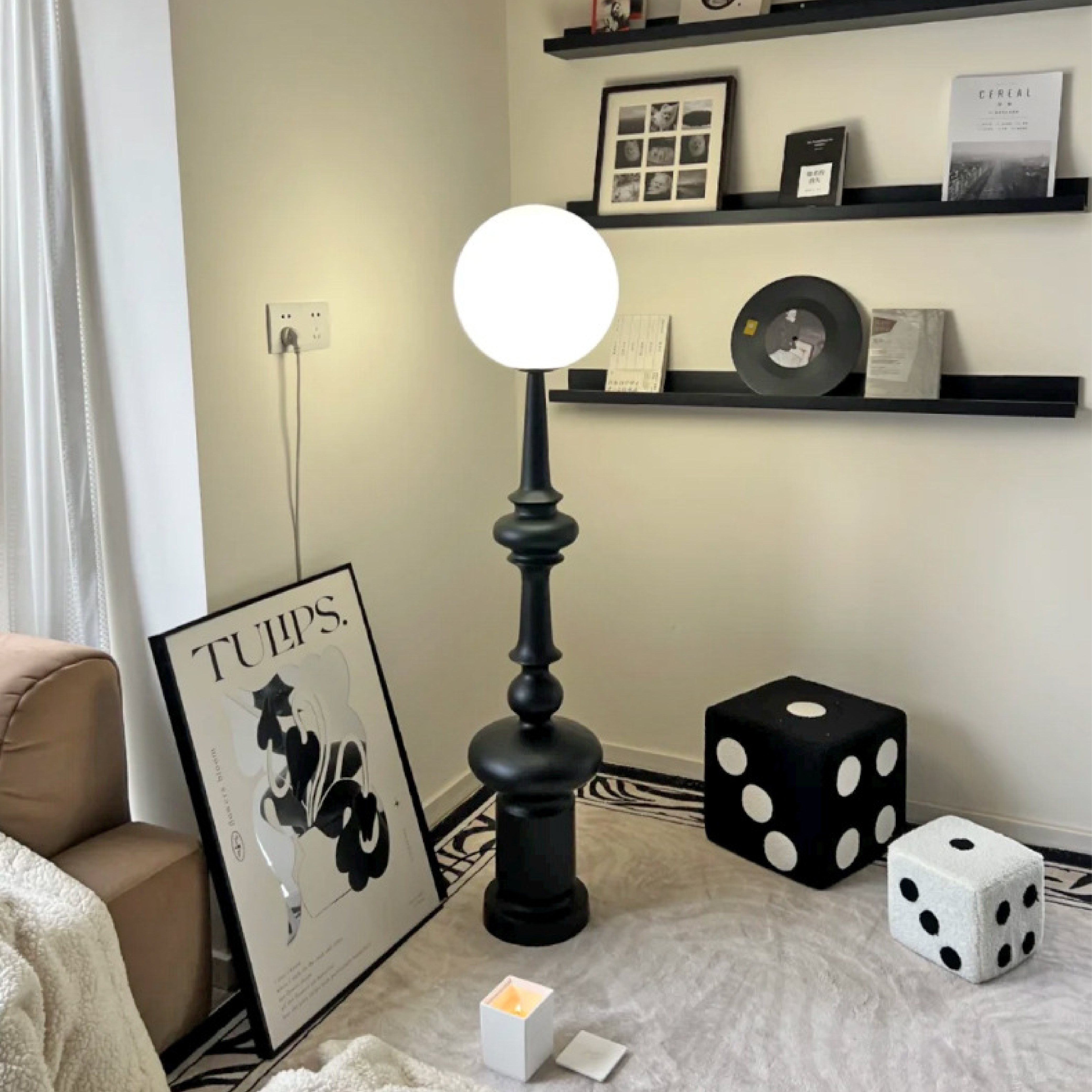Aestheticor | Modern Bauhaus Black Floor Lamp 4