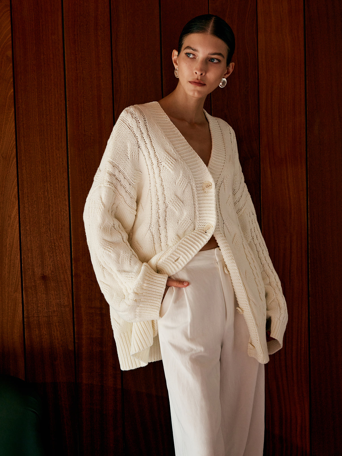 Aliyah | Elegant Oversized Cable Knit Outwear 3