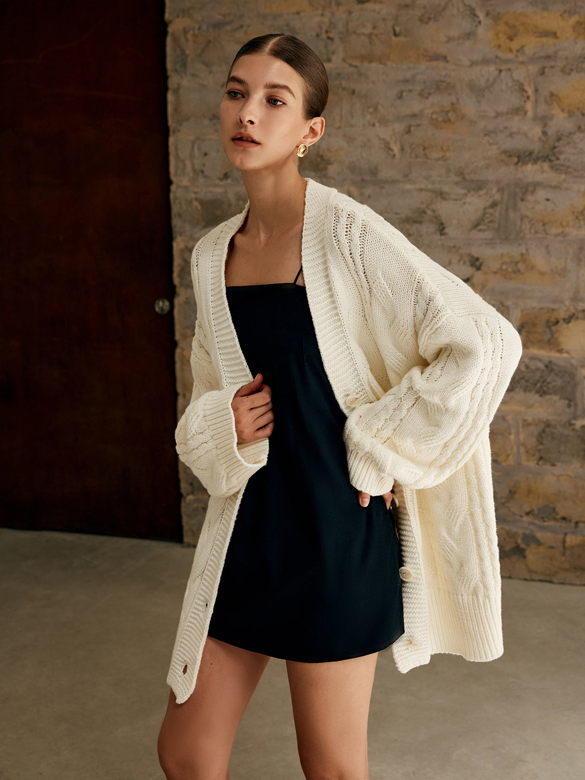 Aliyah | Elegant Oversized Cable Knit Outwear 4