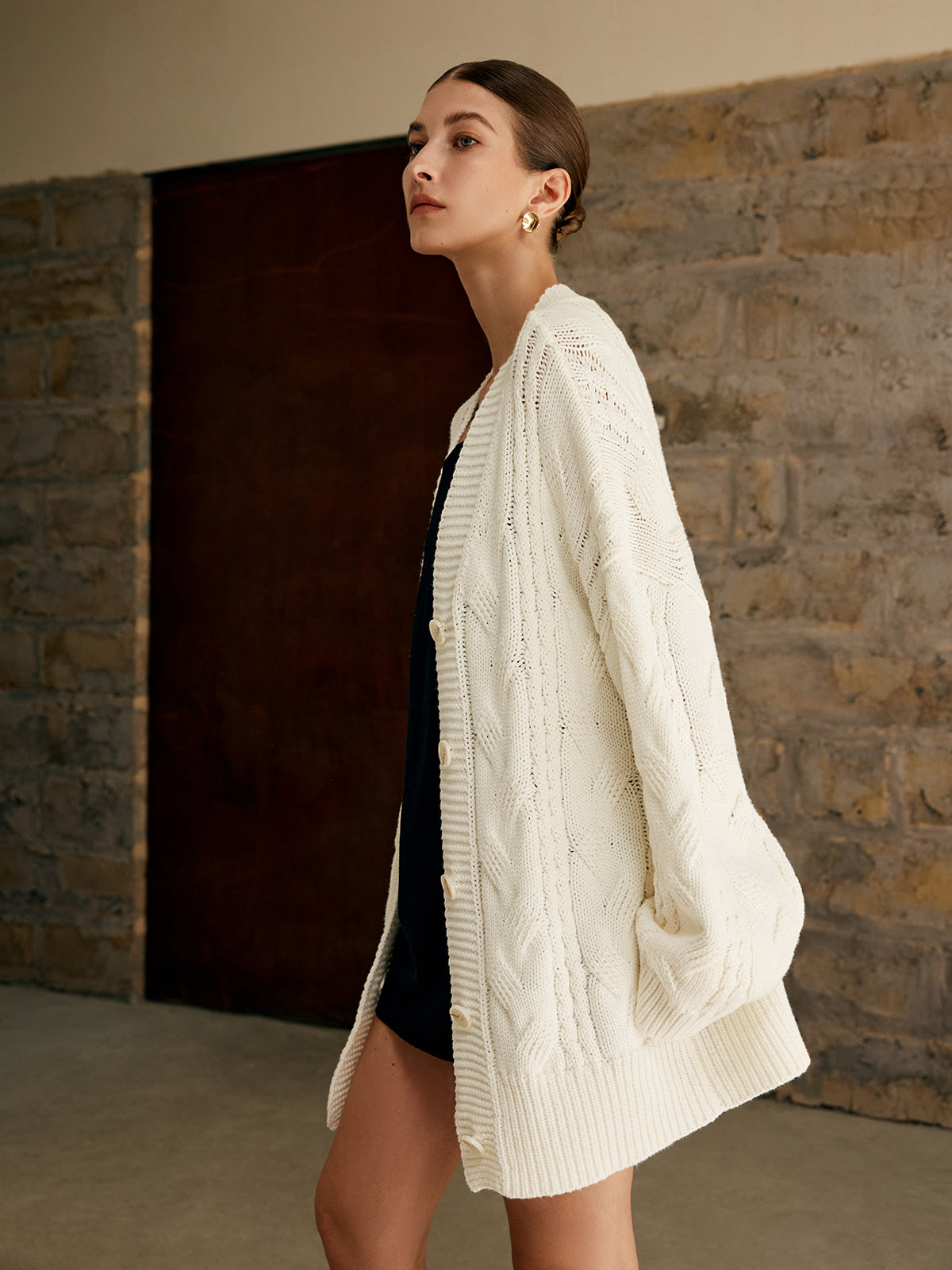 Aliyah | Elegant Oversized Cable Knit Outwear 5