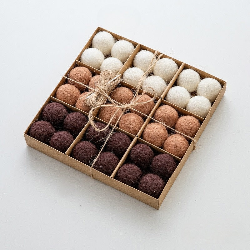 ArcticFlakes | DIY Filz Snowballs 1