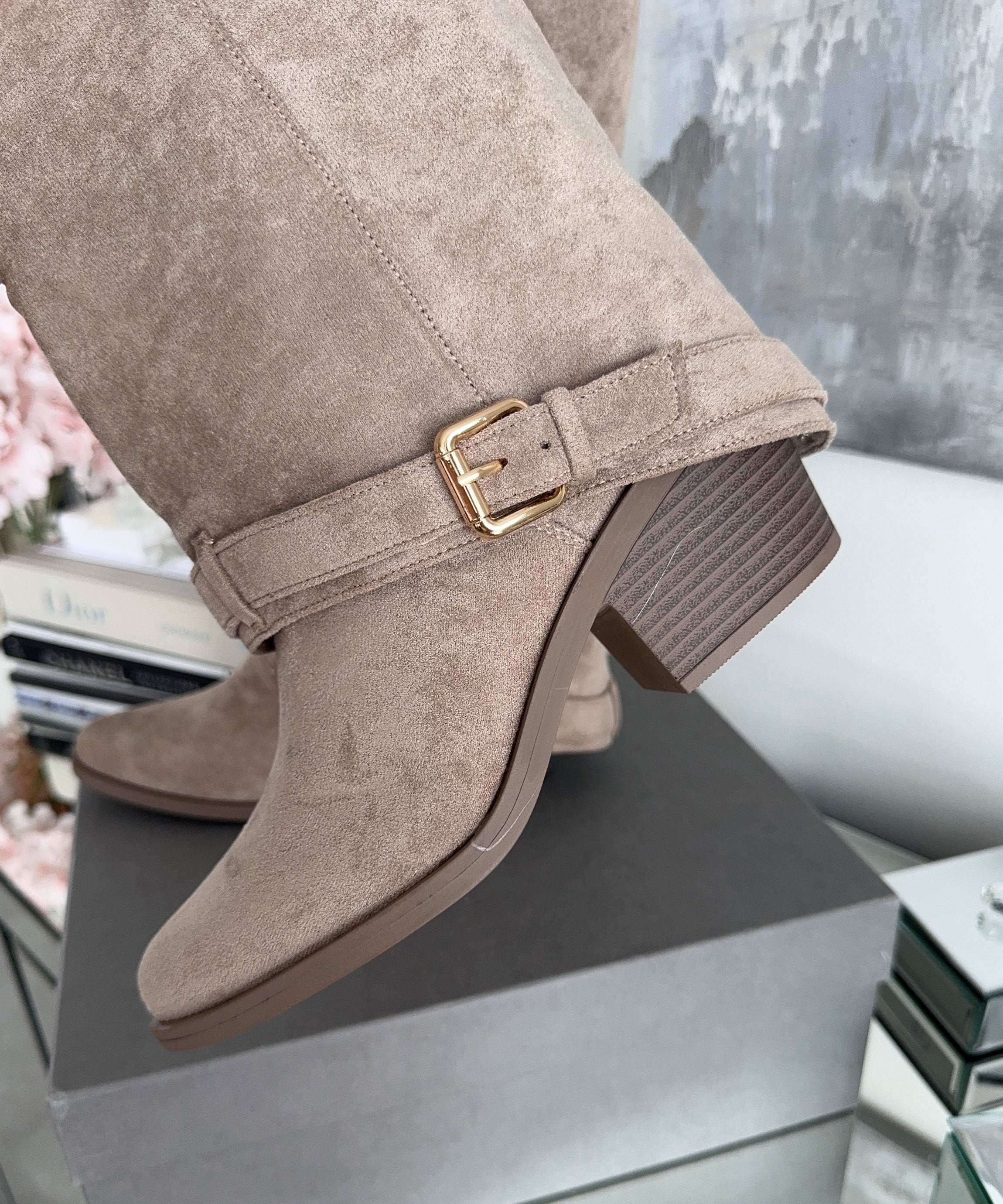 Beige Knee High Boots for Women - Stylish and Comfortable Design for Casual or Formal Wear 3