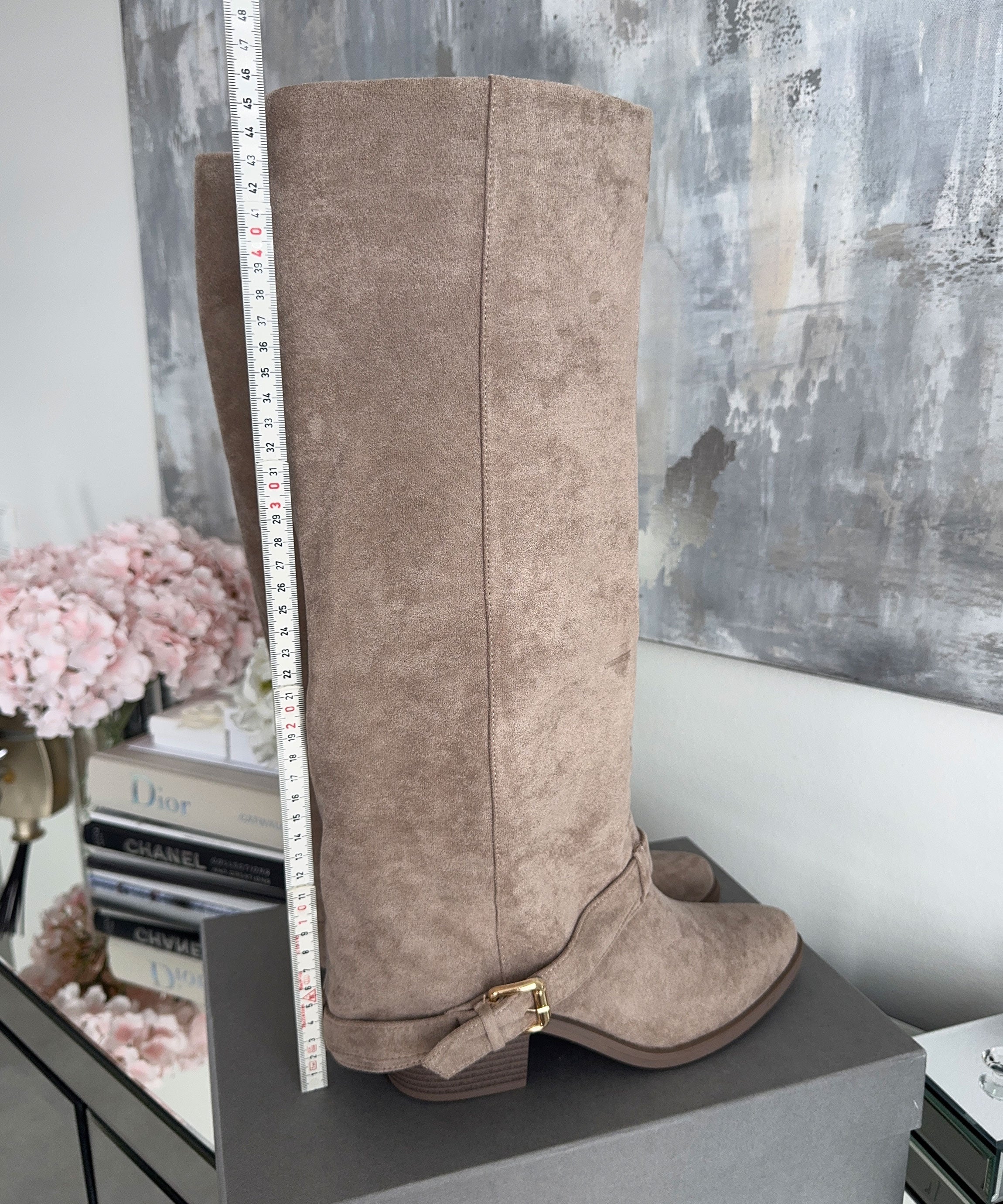 Beige Knee High Boots for Women - Stylish and Comfortable Design for Casual or Formal Wear 5