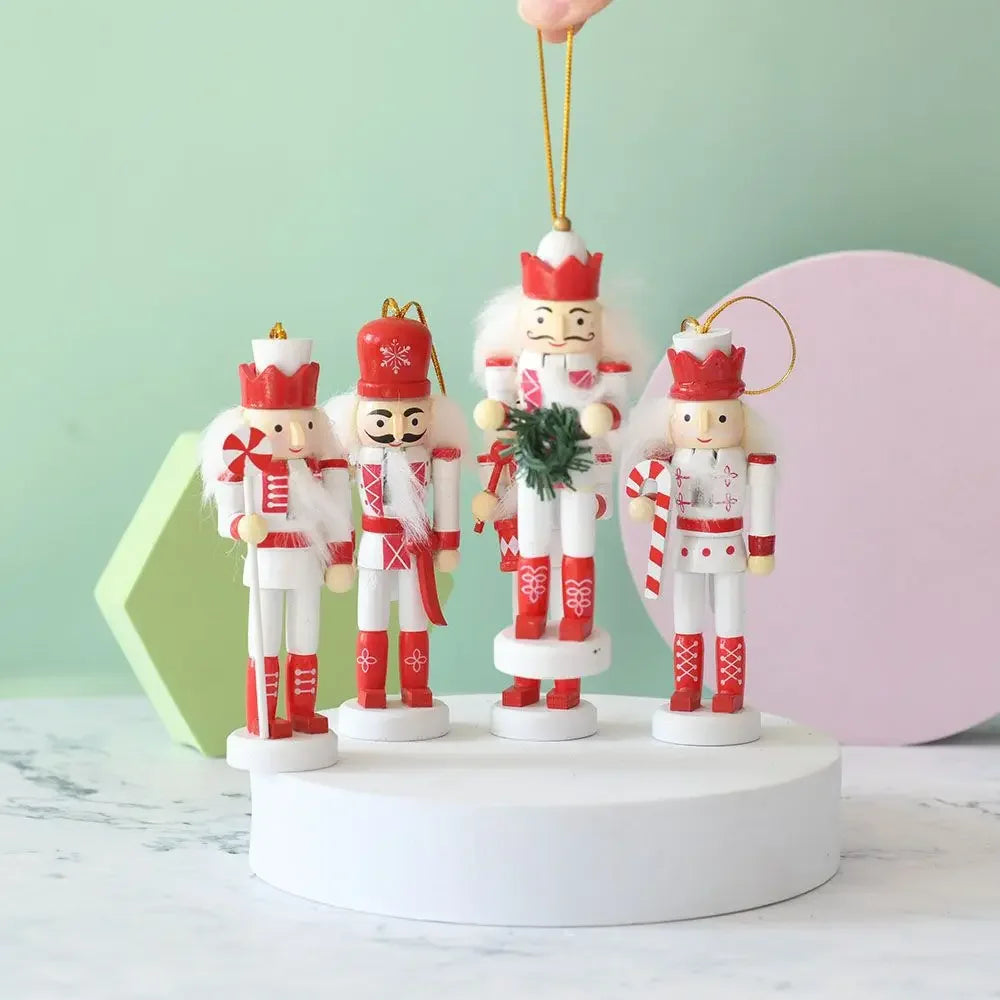 British Tradition | Luxury Puppet Nutcracker Set 2