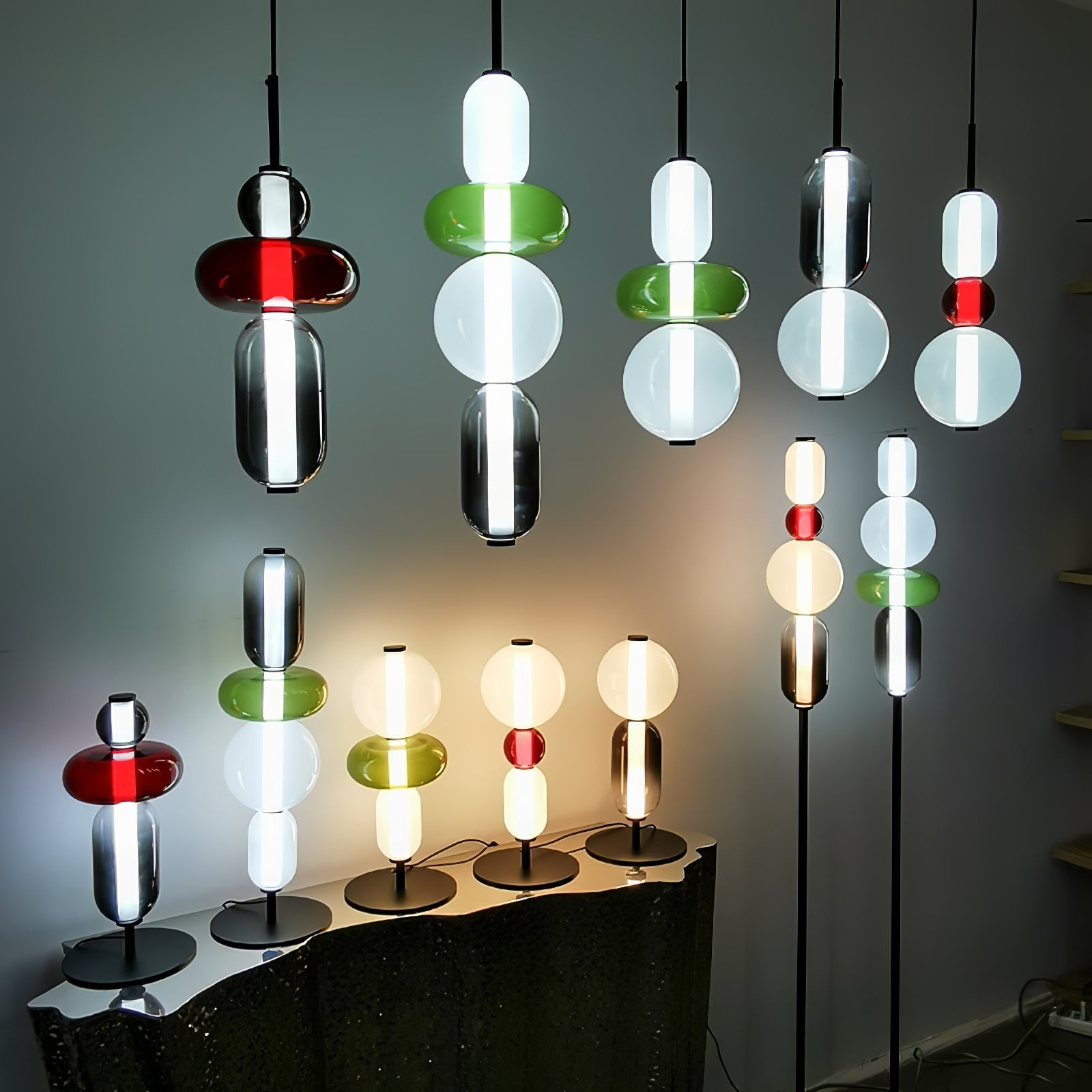 LumiClear – Eleganter Glasanhänger mit transparenter Brillanz