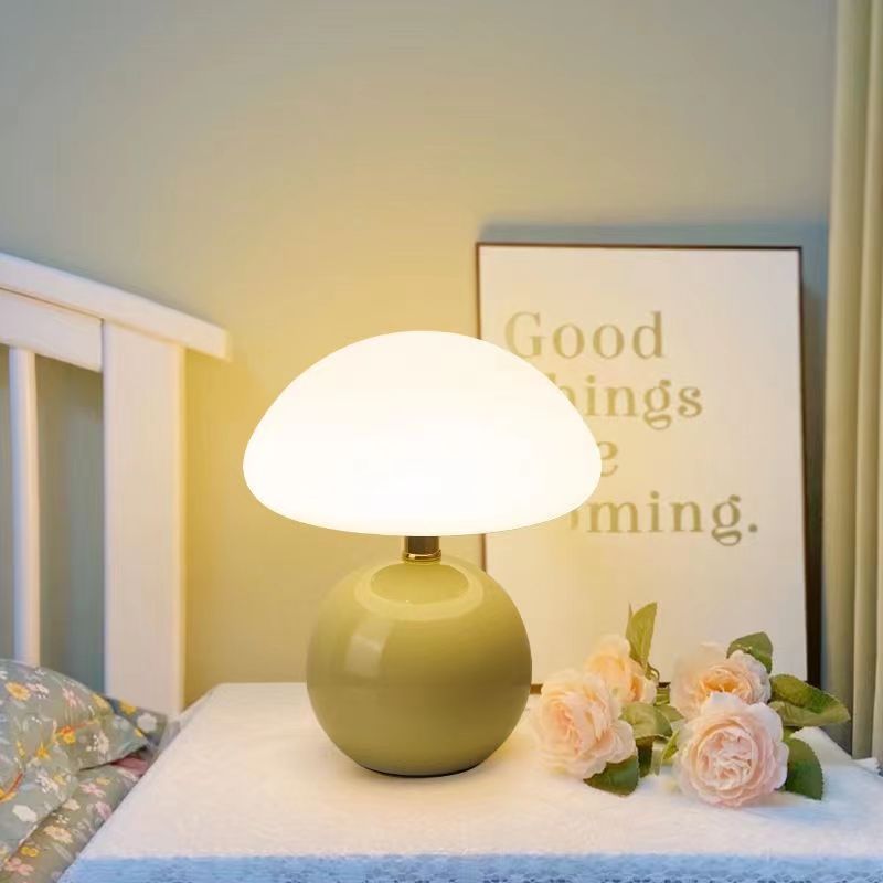 ChicMushroom – Bauhaus-Style Cream Lighting 3