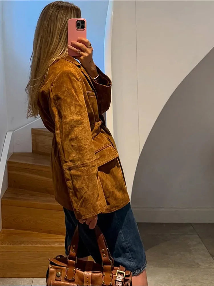Chic Women's Suede Coat with Belt and Long Sleeves – Stylish Single-Breasted Jacket for Autumn 3