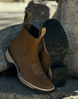 Classic Unisex Cowboy Boots in Sustainable Leather – Comfortable Western Style for Men and Women 0