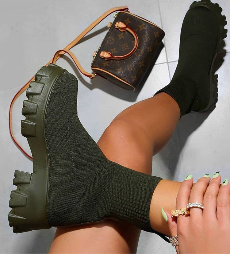 Comfortable Women&#39;s Winter Boots - Stylish and Warm Footwear for Cold Weather 6