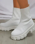 Comfortable Women's Winter Boots - Stylish and Warm Footwear for Cold Weather 9