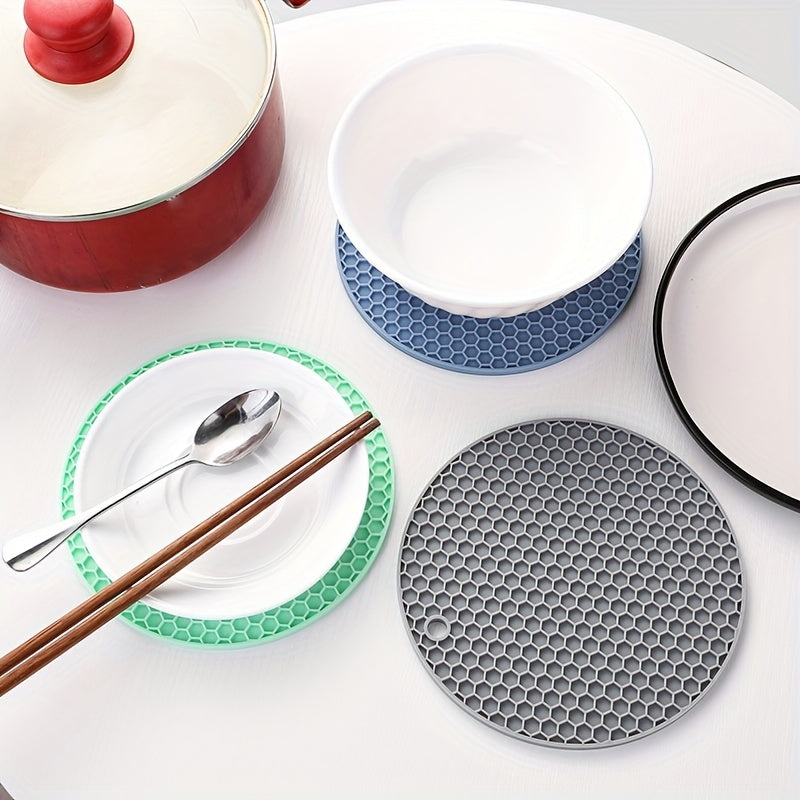 CookGuard | Round Silicone Heat-Resistant Trivet Mat for Kitchen 8