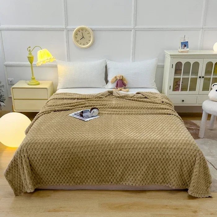 CoralSoft | Cozy Ultra-Soft Coral Fleece Blanket for Everyday Warmth 8