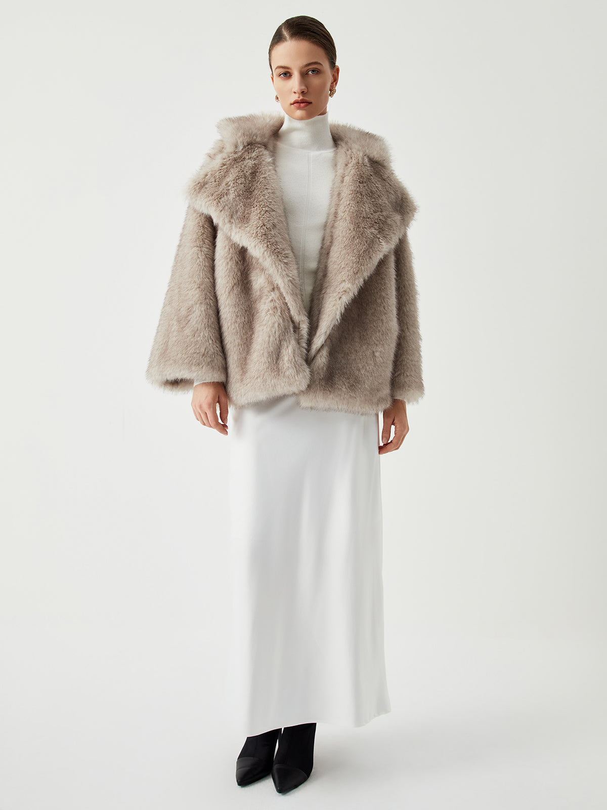 Dayana | Oversized Collared Faux Fur Coat 6