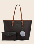 Elegant Black Shoulder Bag for Women – Embossed Leather Design for Everyday Use 1