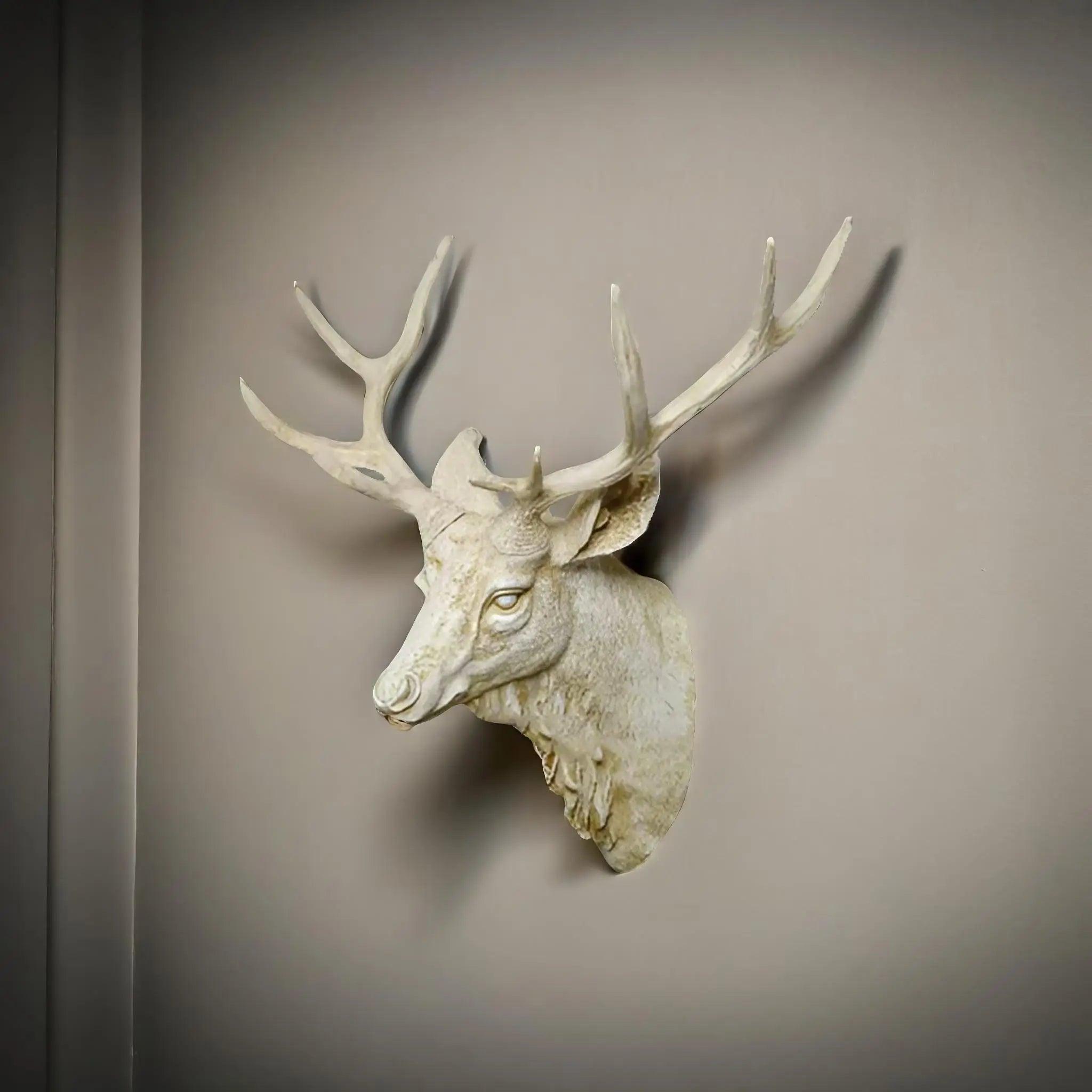 Elegant Faux Deer Head Wall Decor – Handmade Resin Art for Unique Home Accent, 40 x 45 cm 7