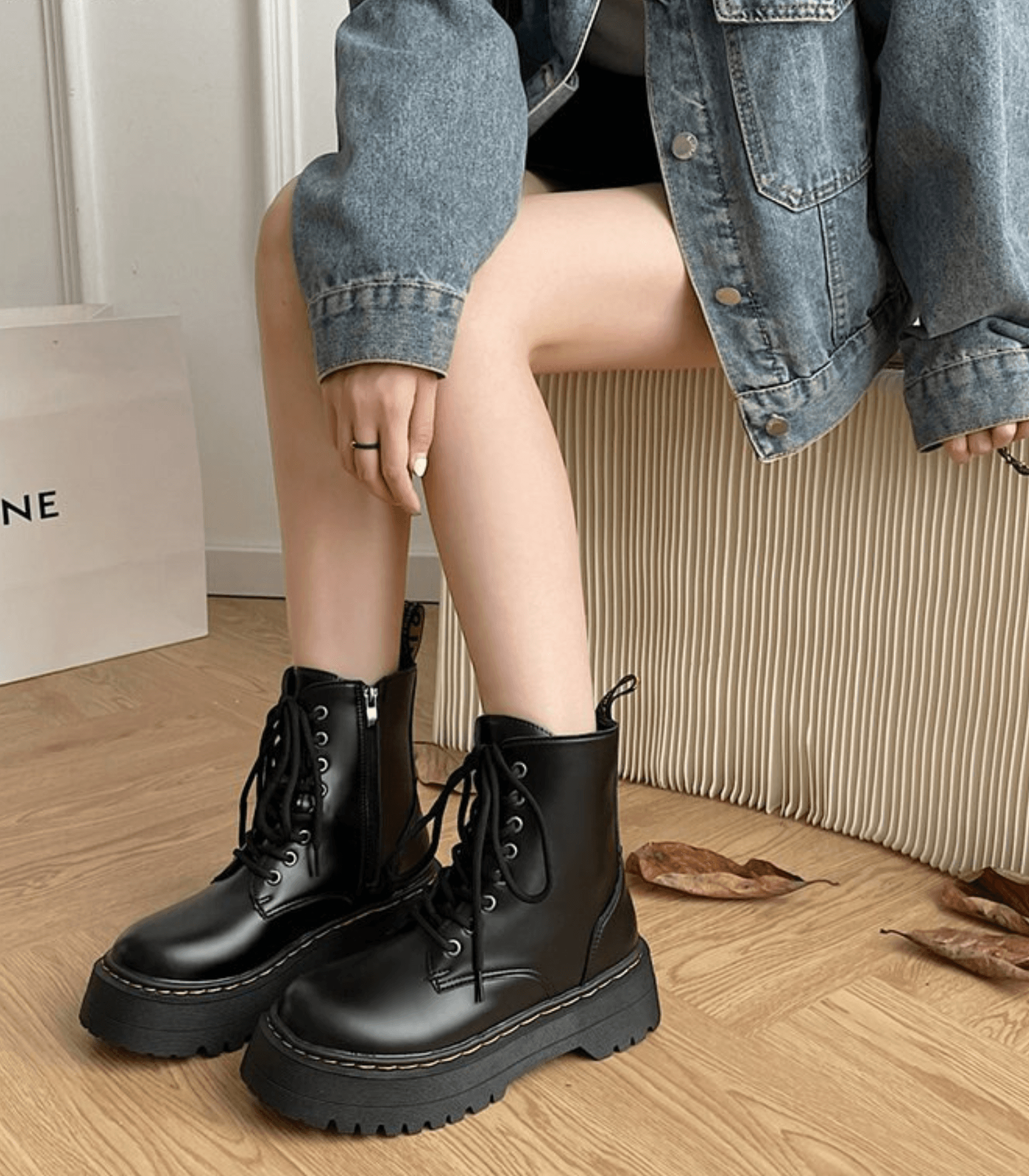 Elegant Leather Platform Boots with Chunky Sole – Comfortable and Stylish Footwear for Streetwear 5