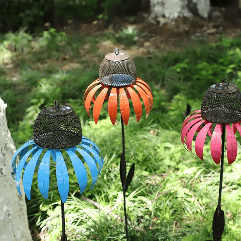 Elegant Metal Bird Feeder with Sunflower Design – Durable and Weather Resistant Garden Feeder 3