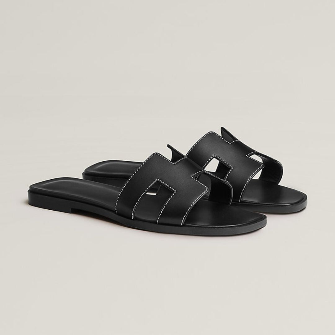 Flat Leather Sandals Featuring Cut-Out Design 1