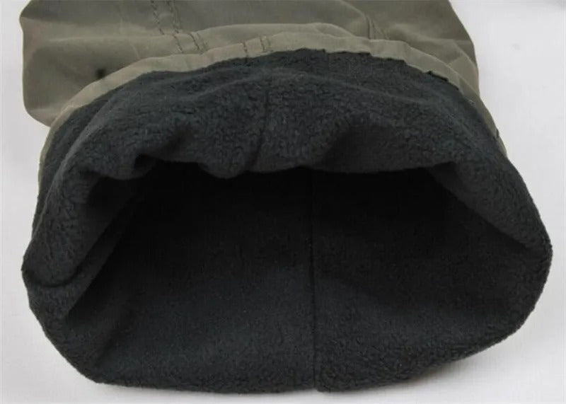 FrostGuard | Men’s Fleece-Lined Cargo Pants for Winter Comfort 3