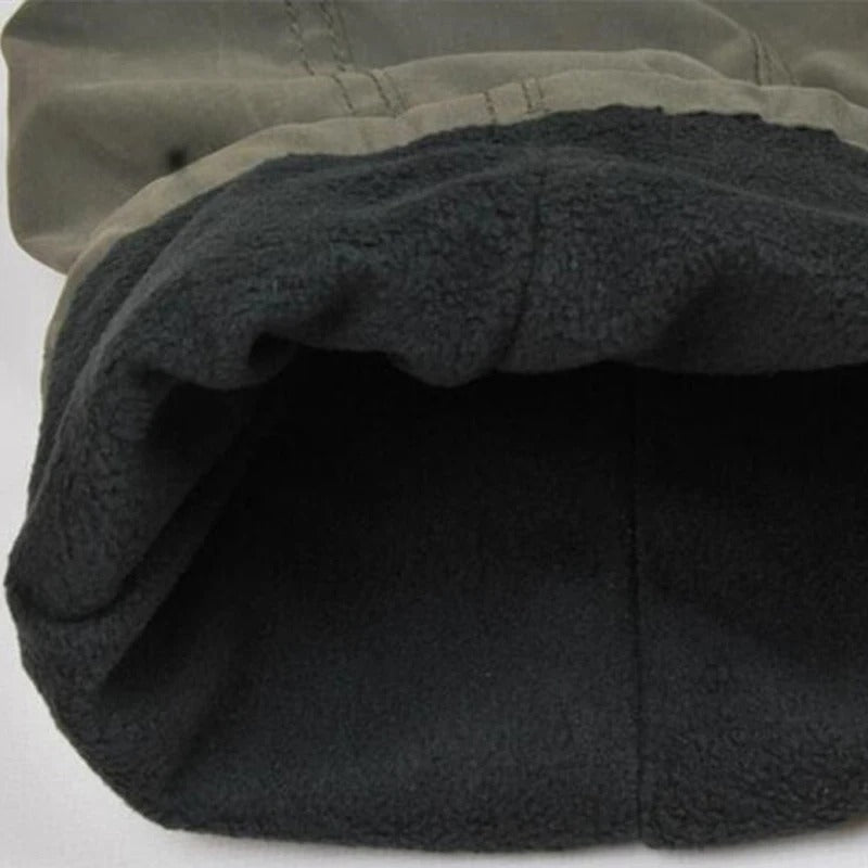 FrostGuard | Men’s Fleece-Lined Cargo Pants for Winter Comfort 8