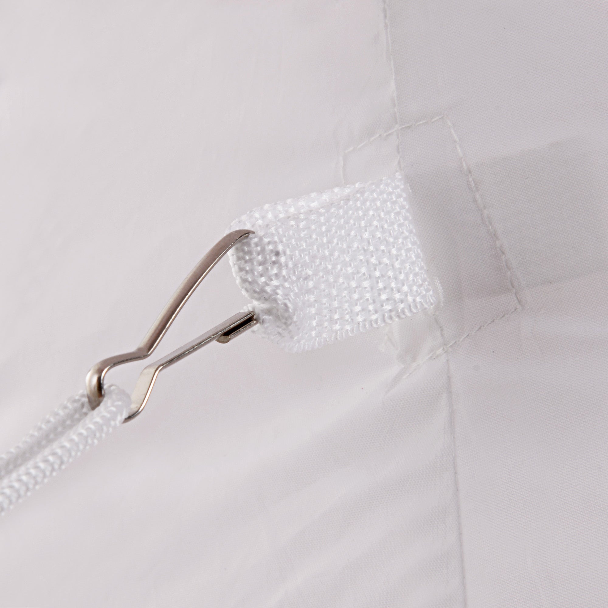 FrostyFamily – Large Christmas Snowman Decoration with Child and LED Lights 3