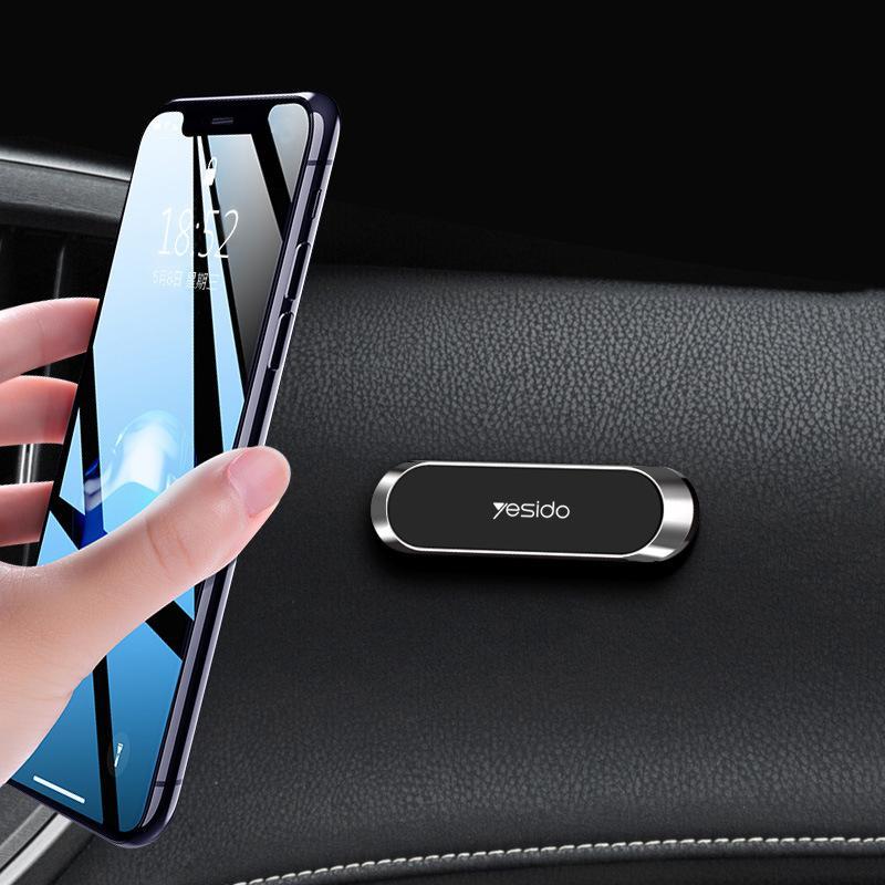 GripMount | Universal Magnetic Car Phone Holder 1