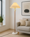 Helorae | Vintage Wooden Floor Lamp for Classic Elegance 2