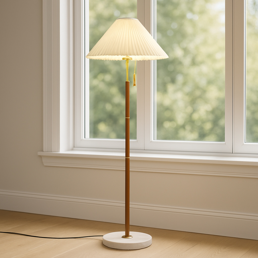Helorae | Vintage Wooden Floor Lamp for Classic Elegance 4
