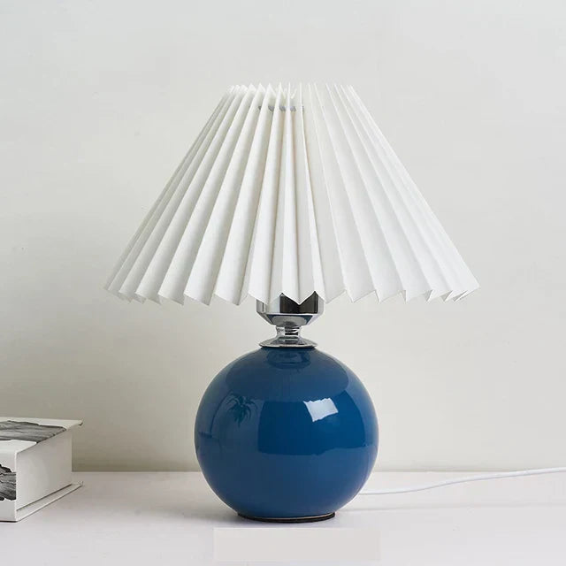 HeritageGlow | Elegant Vintage Table Lamp for Bedroom and Living Room Decor 3