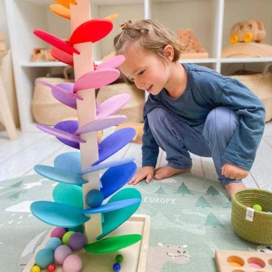 Interactive rainbow murmur tower - Luca 2