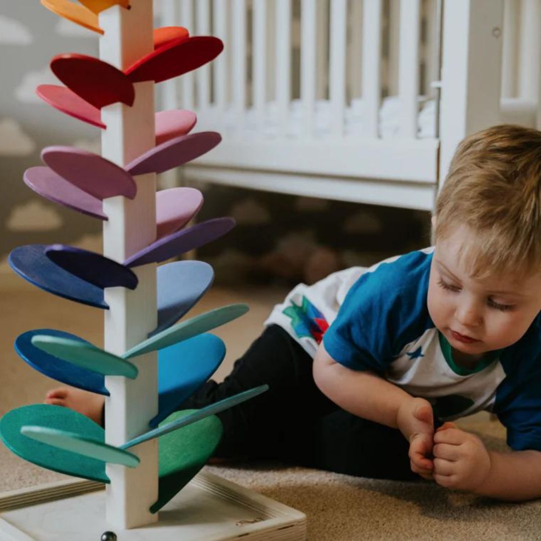 Interactive rainbow murmur tower - Luca 5