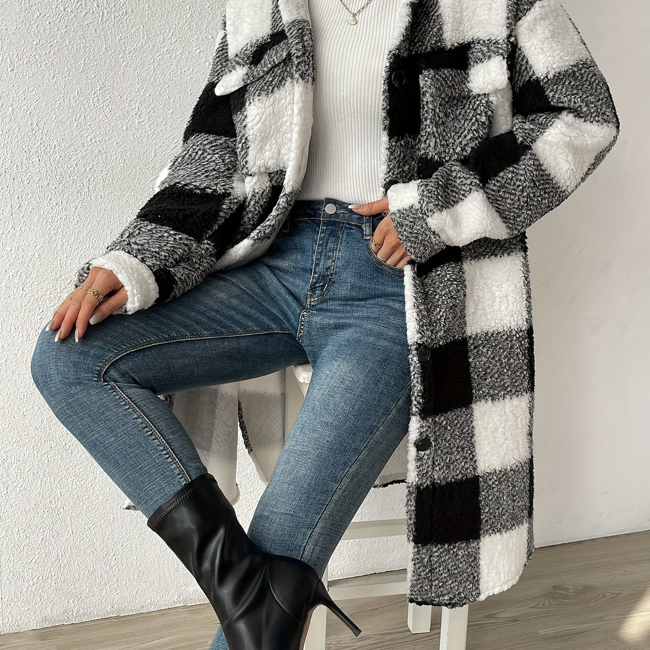Juliette | Long Plaid Teddy Fleece Winter Coat for Women – Soft & Chic 1