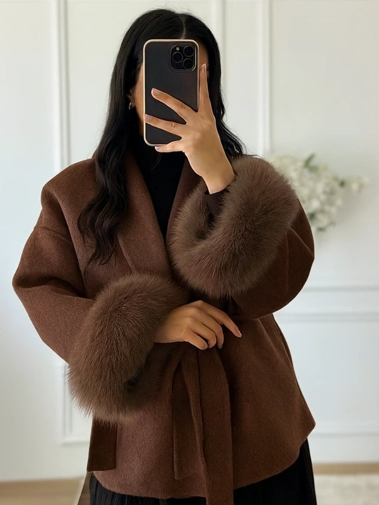 Lace-Up Elegant Women's Coat – Stylish Winter Coat for Cold Weather, Knee-Length, Multiple Colors 6