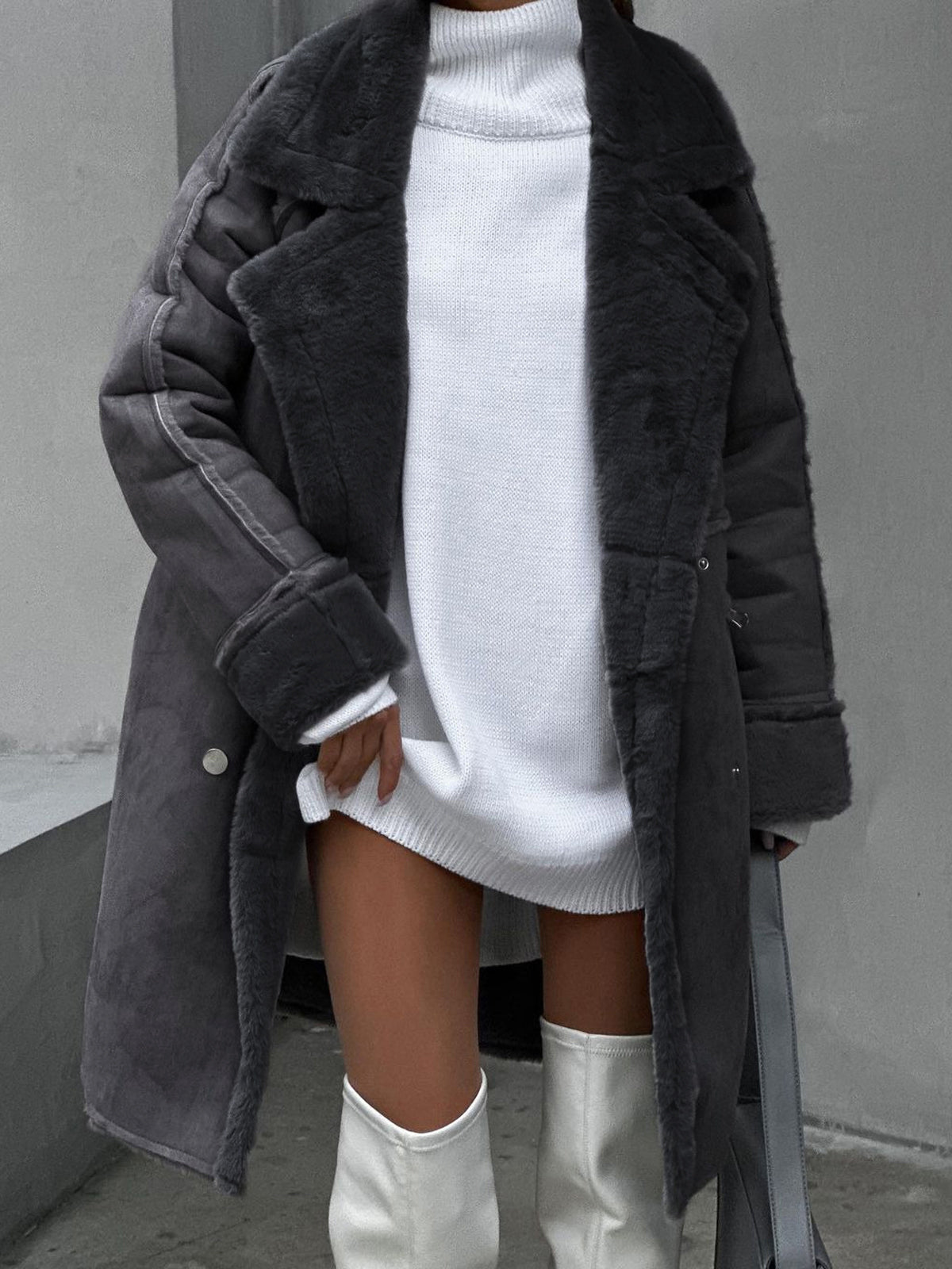 Larissa | Elegant Plus Size Coat for Women – Warm Winter Plush Lapel 1