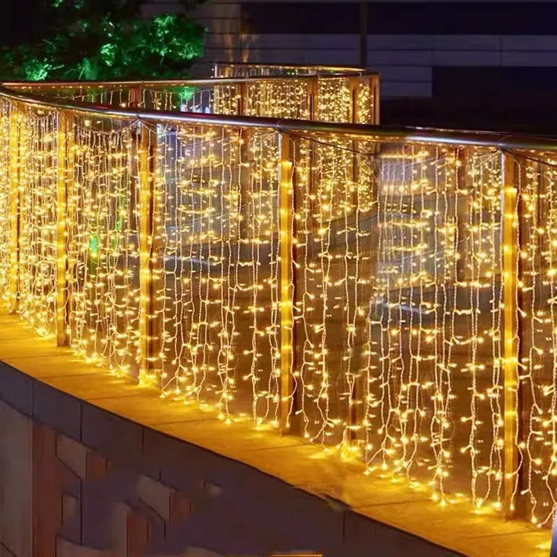 Light Wreath | Luxury Solar Icicle Lighting 2