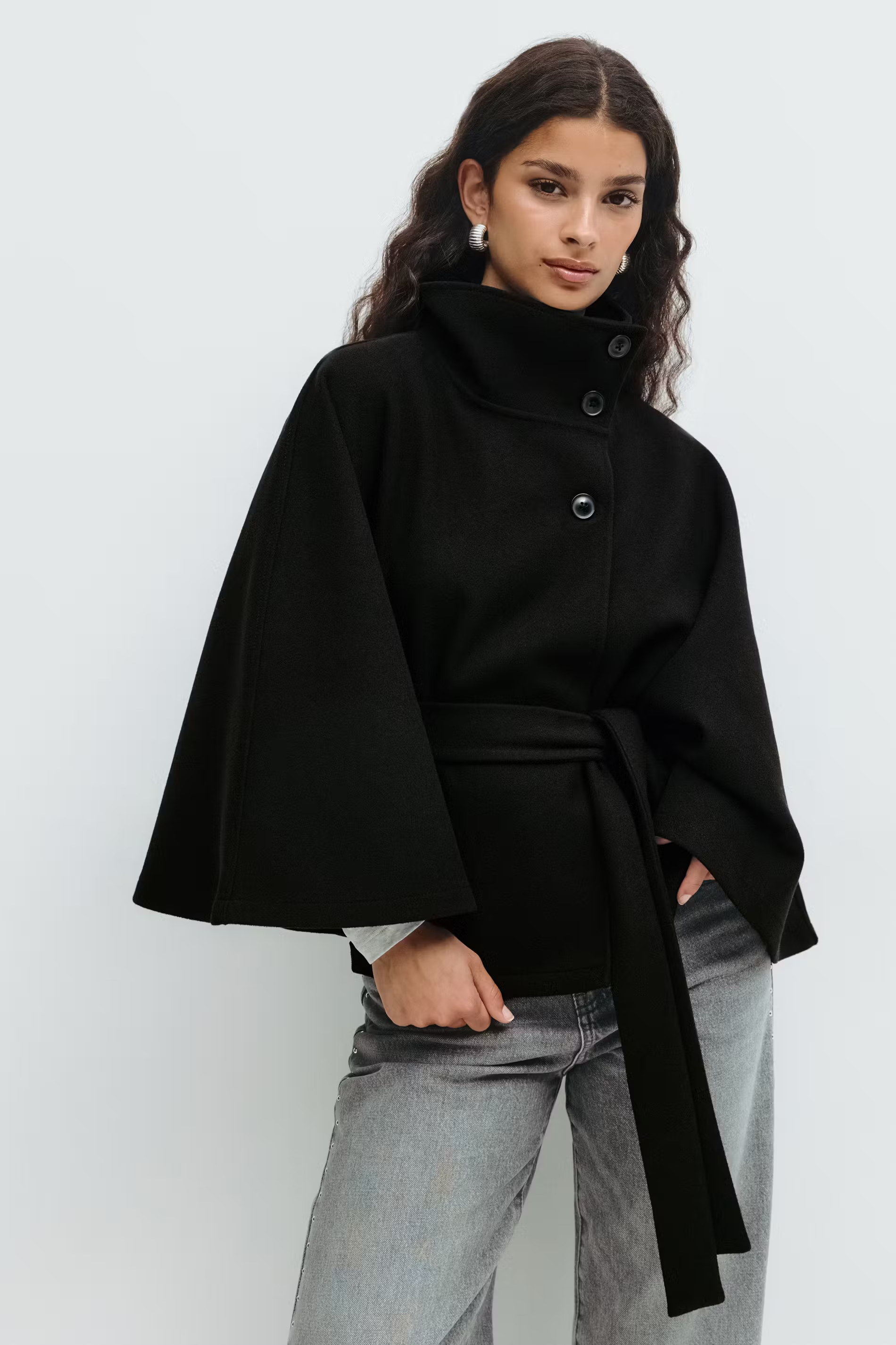 LorezaCape | Elegant Chic Women's Winter Cape Coat with High Collar 5