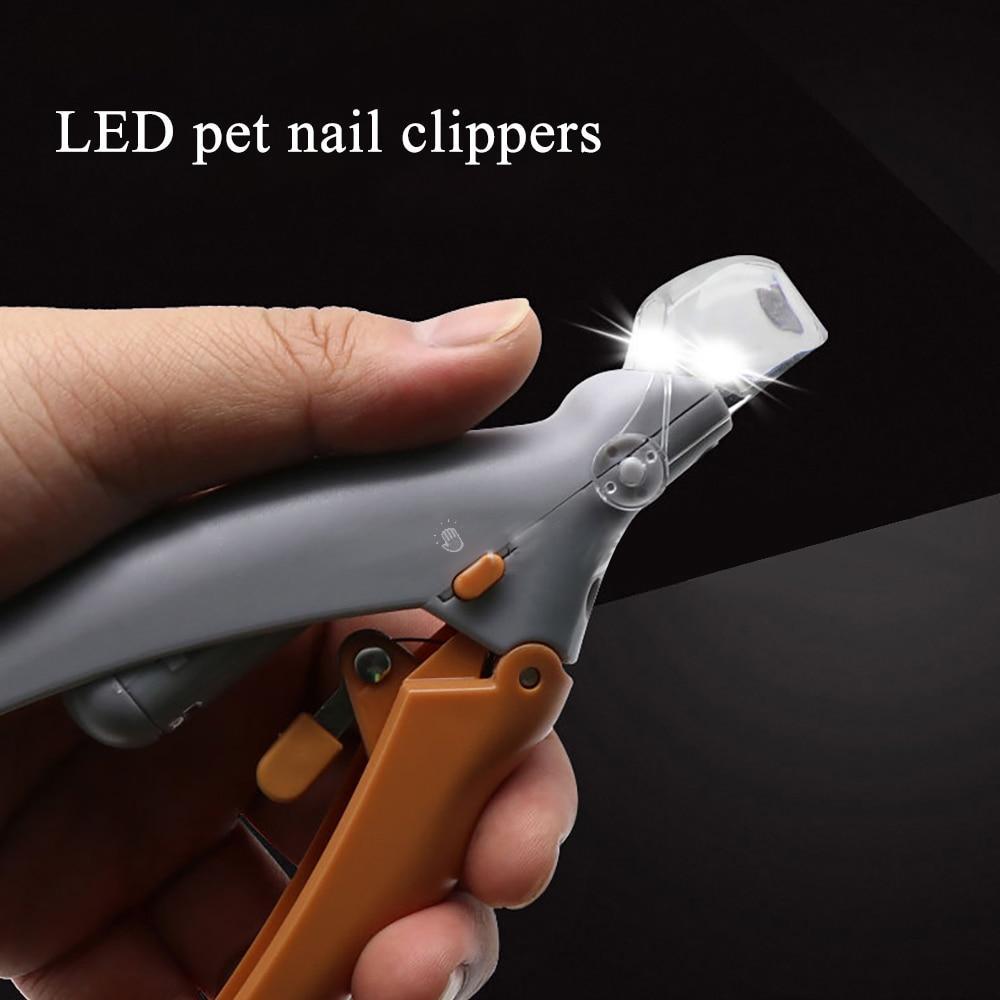 Luminex | Safe Precision LED Dog Nail Clippers with 5x Magnification 0