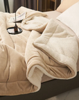 Luxurious Fleece Blanket, Plush and Fluffy, Machine Washable, Cozy Throw for Beds and Living Rooms 3