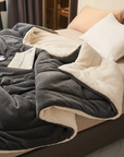 Luxurious Fleece Blanket, Plush and Fluffy, Machine Washable, Cozy Throw for Beds and Living Rooms 6