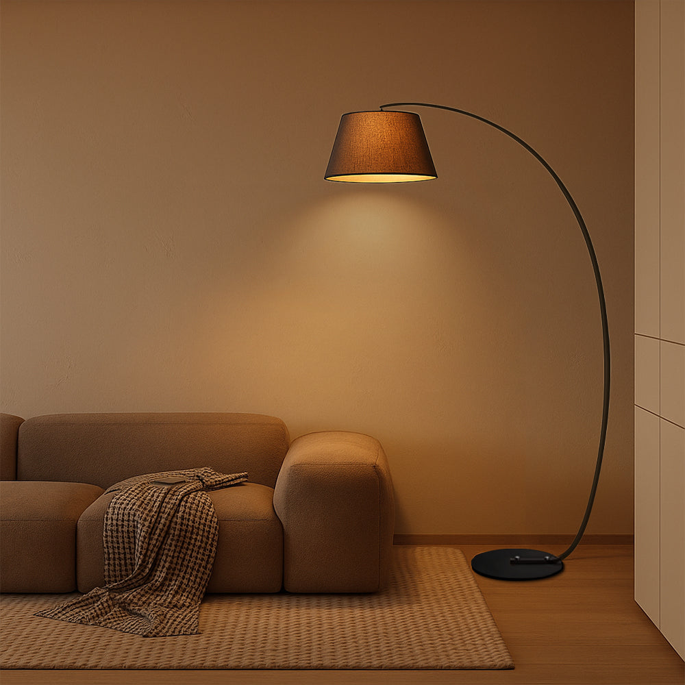 Lyseth | Vintage Style Floor Lamp with a Modern Touch 2